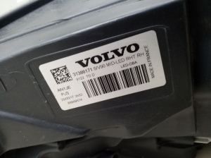 VOLVO V90 (2016–2026) Scheinwerfer vorne 31386171 - 2