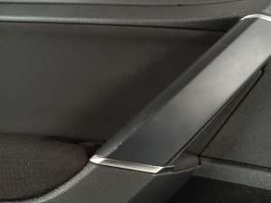 Volkswagen Golf VII (2012–2026) Priekšējo durvju apdare un tās detaļas 5G4868079 - 4
