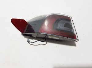  Rear corner lamp 