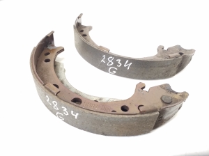 Mercedes Benz C-Class 204 (2007–2014) Käsipiduri klotsid A0044208620 - 3