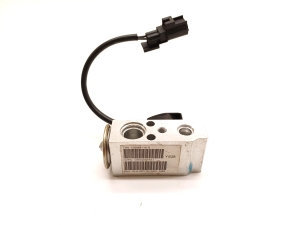 Air conditioner hose valve - 6008481-00-B