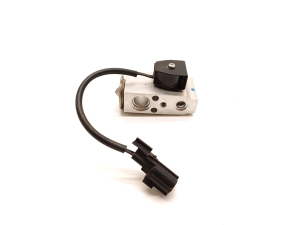 Tesla Model X X (2015–2026) Air conditioner hose valve 6008481-00-B - 2