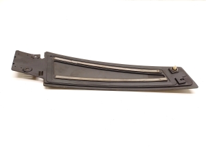 Tesla Model S S (2012–2026) Außenverkleidung der Mittelsäule 1004535-00-B - 3