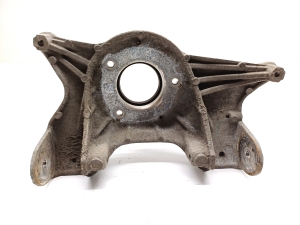 Tesla Model 3 3 (2016–2024) Front shock absorber bracket 1044376-00-D - 3
