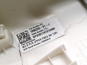 Tesla Model 3 3 (2016–2024) Keskpiilari siseviimistlus 1086255-01-J - 3