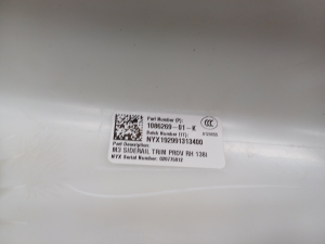 Tesla Model 3 3 (2016–2024) Tagumise toe sisekujundus 1086269-01-K - 2