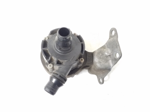 BMW X3 F25 (2010–2017) Auxiliary water pump 7643949 - 3