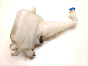 Tesla Model S S (2012–2026) Front washer fluid reservoir 1005400-00-B - 3