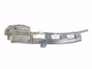  Front bumper bracket 