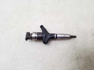 Subaru Outback (2009–2014) Fuel injector 16613AA030 - 3