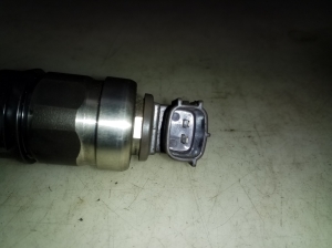 Subaru Outback (2009–2014) Fuel injector 16613AA030 - 5
