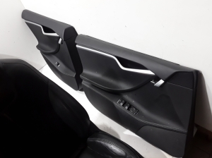 Tesla Model S S (2012–2026) Interior and its parts - 3
