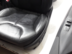 Tesla Model S S (2012–2026) Interior and its parts - 5
