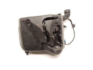 Front washer fluid reservoir - 1096062-00-F