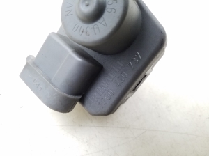 Infiniti FX (2002–2008) Scheinwerfer Stellmotor 7700420737 - 4