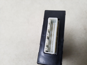 Infiniti FX (2002–2008) Control unit FWD1U626 - 3