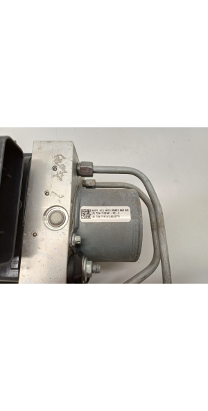 Tesla Model 3 3 (2016–2024) ABS unit 1044745-00-B - 2