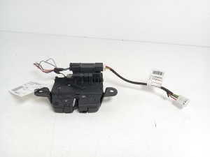 Trunk lid lock - 16367210