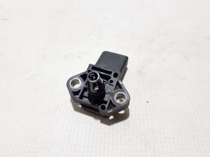 AUDI A7 (2010–2018) Air pressure sensor 03G906051E - 2