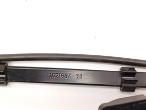 Tesla Model 3 3 (2016–2024) Windshield wiper arm 1621687-00-A - 3