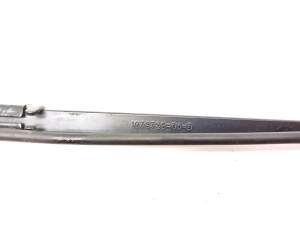 Tesla Model 3 3 (2016–2024) Windshield wiper arm 1076728-00-D - 2