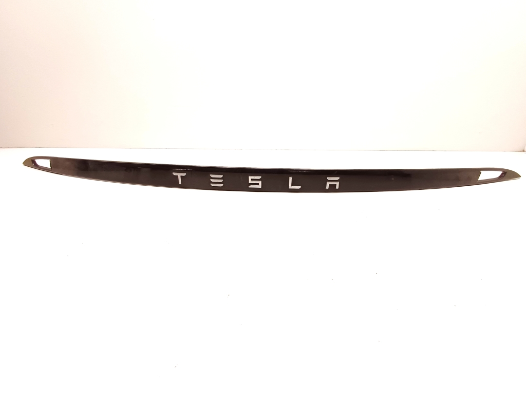 TESLA Model S 1 generation (2012-2024) Egyéb díszítőcsík-részek 1025776-00-A 22918994