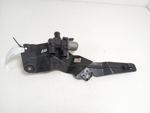 Volkswagen Passat B8 (2014–2023) Sonstiges Ventil 5Q0906457C