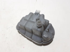  Tank for coolant 