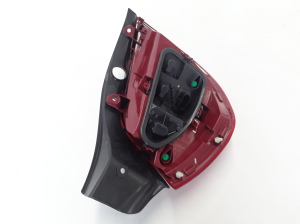 RENAULT Clio III (2005–2012) Eckleuchte hinten 8200886946 - 3