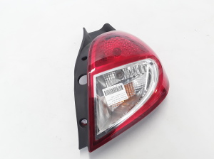 RENAULT Clio III (2005–2012) Eckleuchte hinten 8200886946 - 5