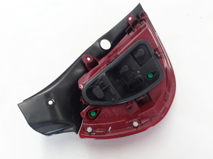 RENAULT Clio III (2005–2012) Eckleuchte hinten 8200886946 - 7