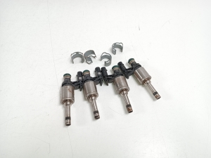  Fuel injector 