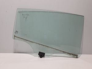  Glass rear side door 