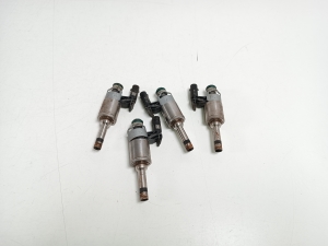   Fuel injector 