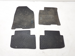  Interior mats 