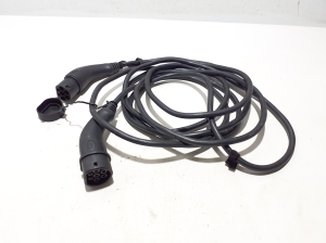  Battery charging cable 