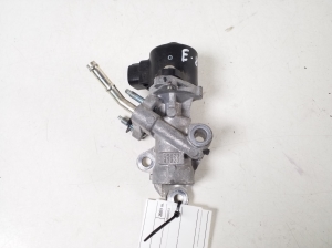  EGR valve 