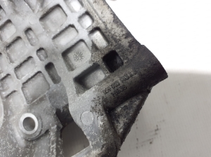 AUDI A7 (2010–2018) Alternator bracket 059903143AJ - 5