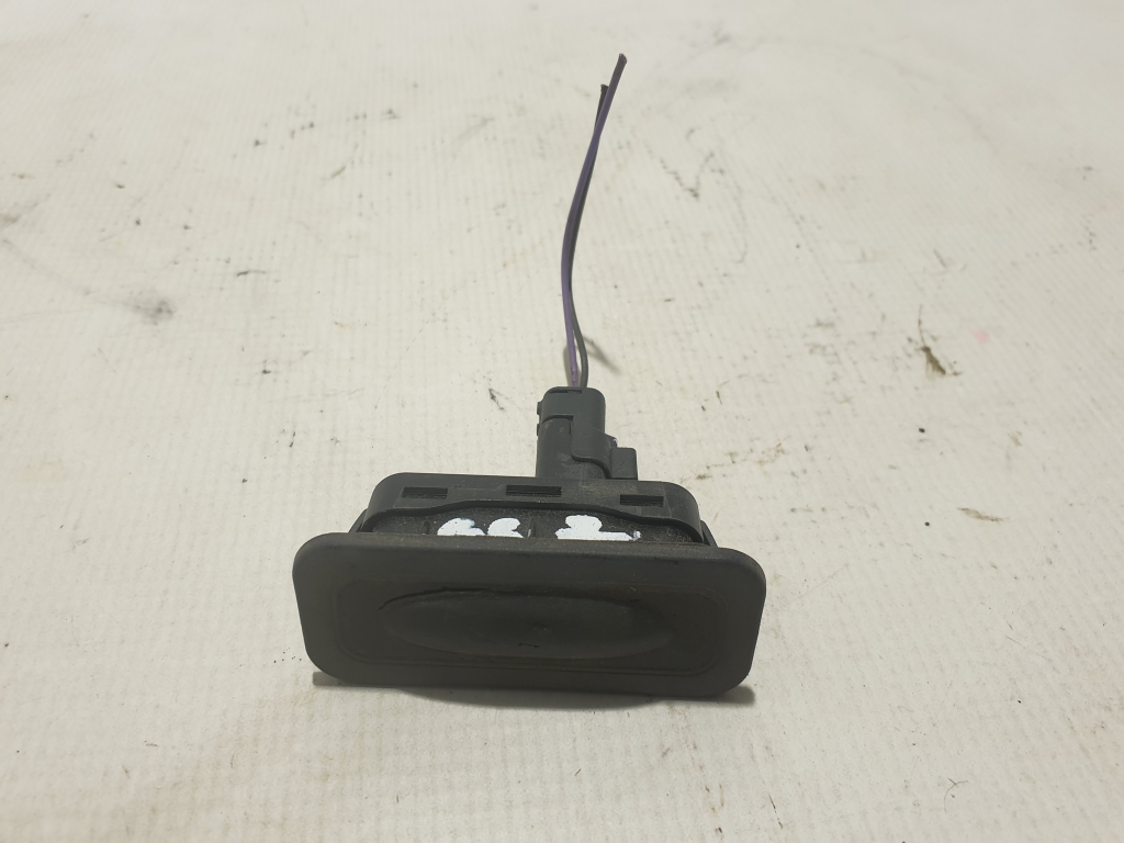 RENAULT Scenic 2 generation (2003-2010) Back cover Open Switches 8200078258 22777507