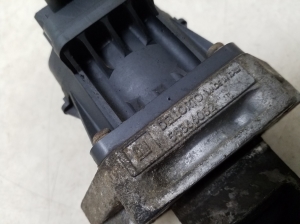  EGR valve 