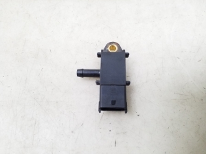  Exhaust gas sensor 