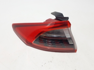   Rear corner lamp 