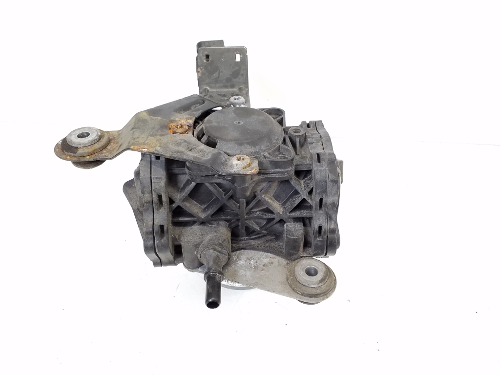 MERCEDES-BENZ B-Class W246 (2011-2020) Støvsuger pumpe A2424300632 22772978