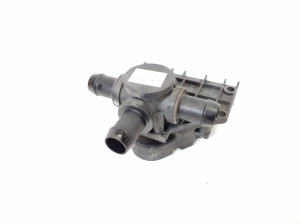 Mercedes Benz B-Class 246 (2011–2017) Air conditioner hose valve A2425060064 - 2