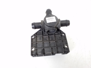 Mercedes Benz B-Class 246 (2011–2017) Air conditioner hose valve A2425060064 - 4