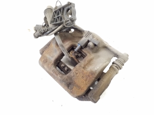 Mercedes Benz B-Class 246 (2011–2017) Front brake caliper A0004213881 - 3