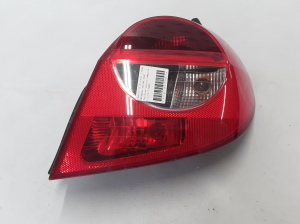 RENAULT Clio III (2005–2012) Eckleuchte hinten 8200586844 - 3