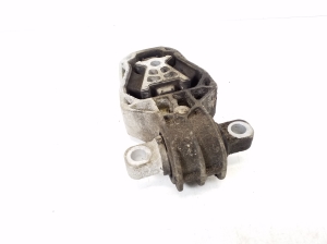 Mercedes Benz B-Class 246 (2011–2017) Engine mount A2462400200 - 2