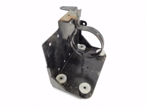 Mercedes Benz B-Class 246 (2011–2017) Other bracket A2425011320 - 4