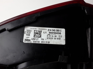 AUDI Q2 (2016–2026) Eckleuchte hinten 81A945069C - 2